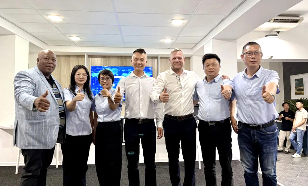绿能潮涌非洲,共筑产业新篇——LINK&YJC品牌旗舰形象店于南非盛大开业